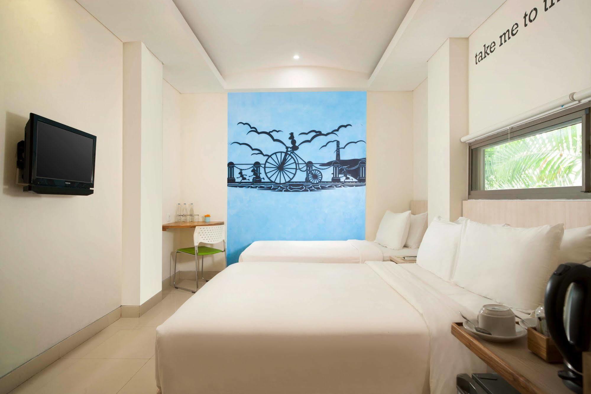Grandmas Plus Hotel Legian Exterior foto