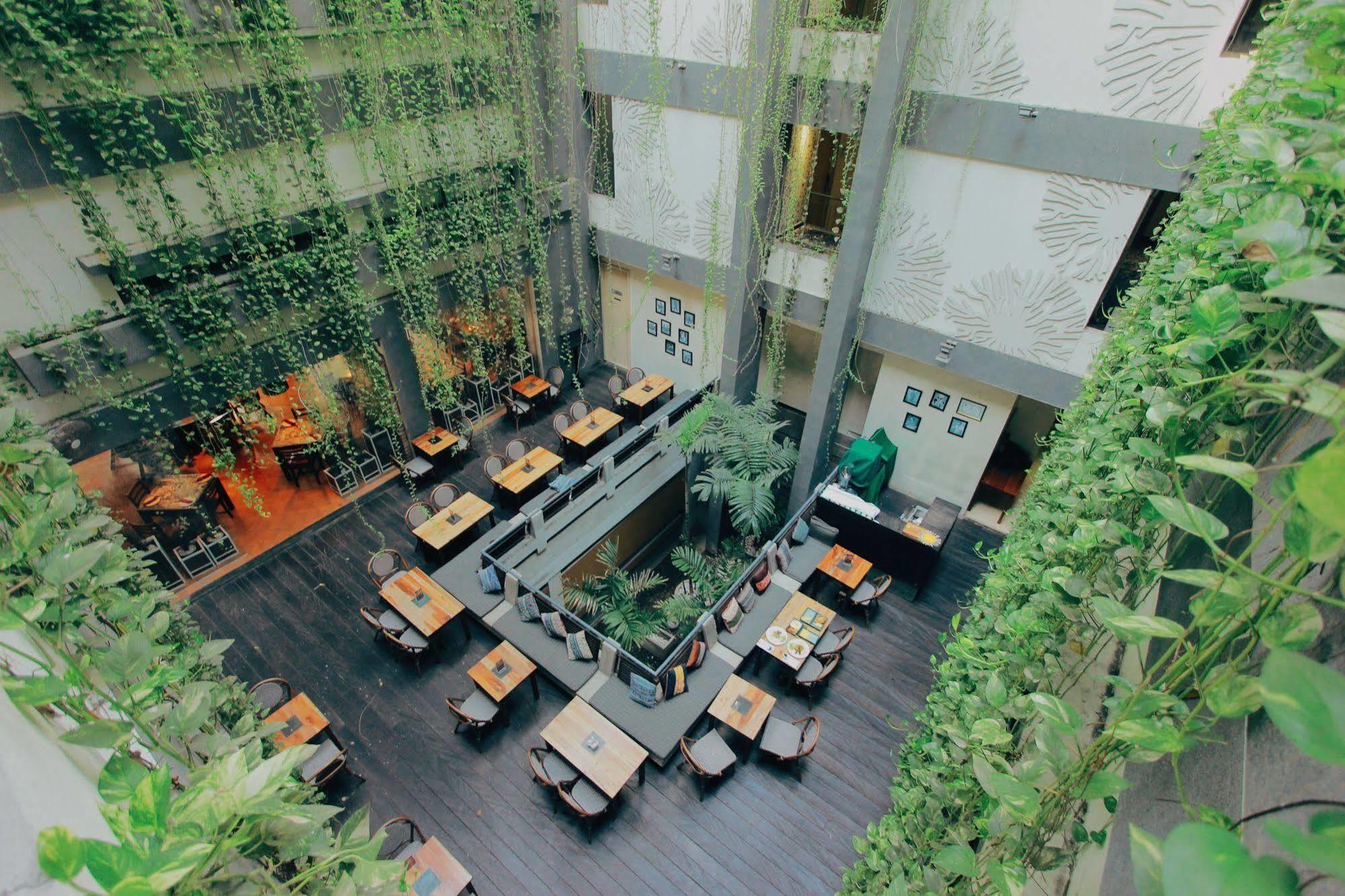 Grandmas Plus Hotel Legian Exterior foto